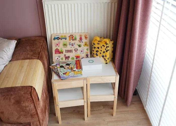 Het Warme Nest * ノールトウェイケルハウト　